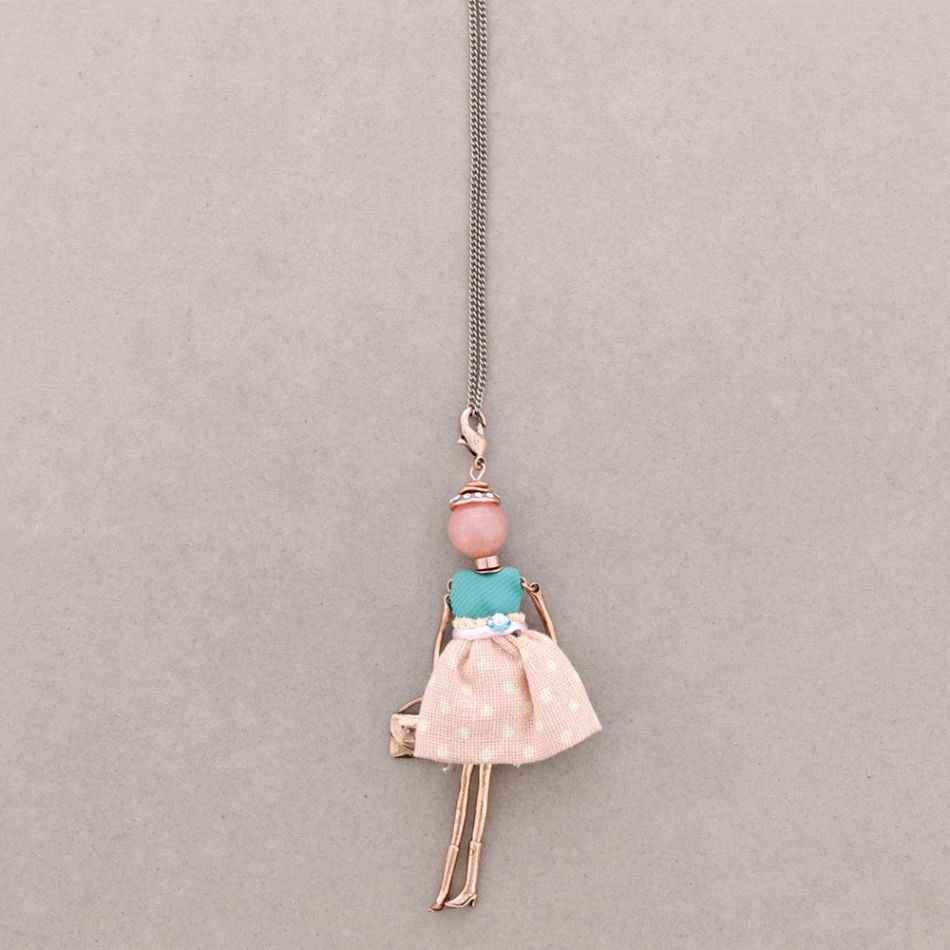 LONG PENDANT NECKLACE DOLL