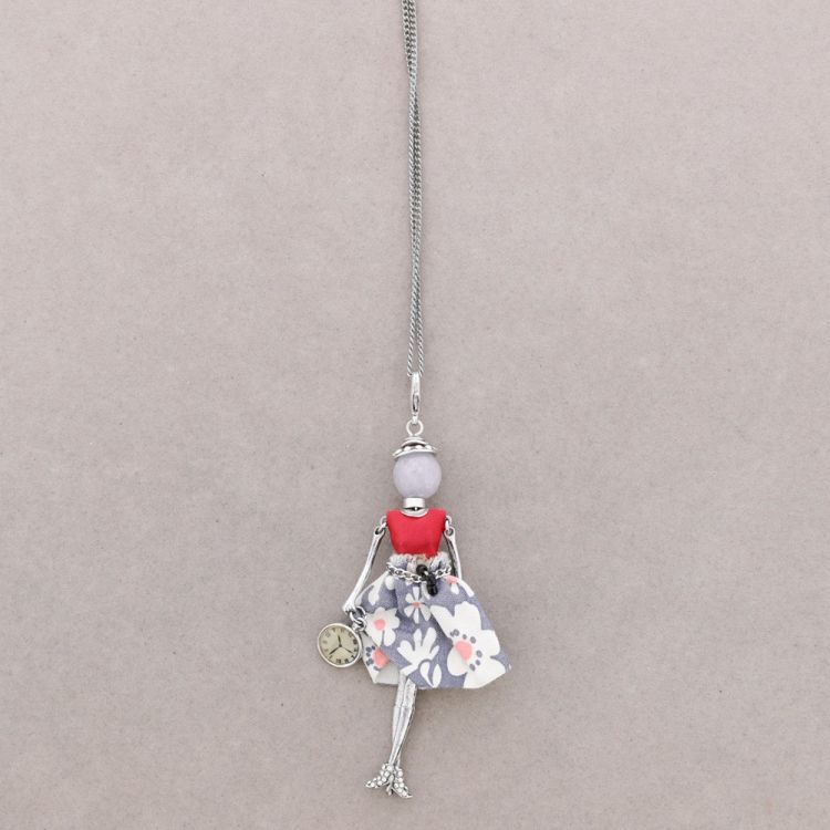 LONG PENDANT NECKLACE DOLL