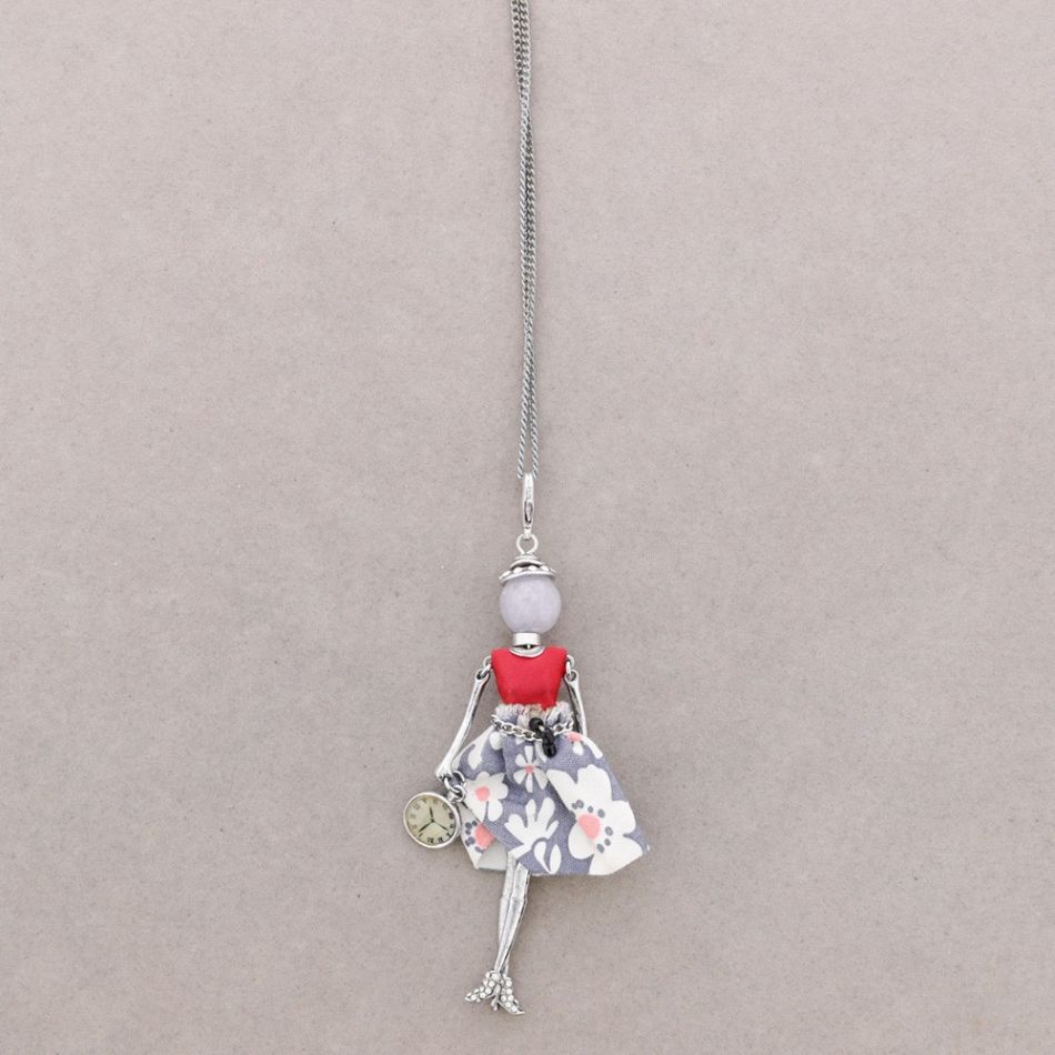 LONG PENDANT NECKLACE DOLL