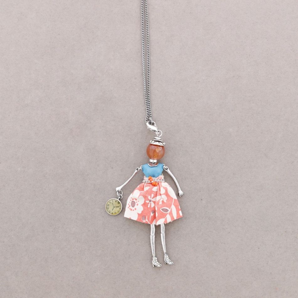 LONG PENDANT NECKLACE DOLL