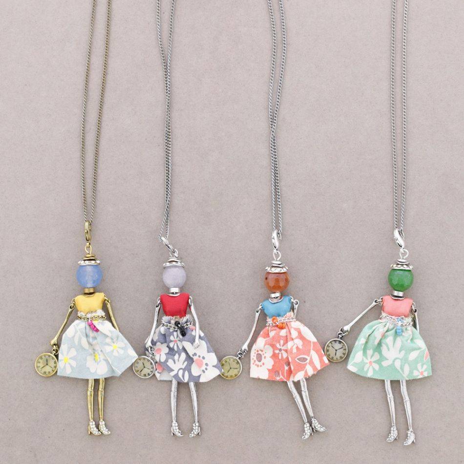 COLLAR LARGO COLG. MUÑECA