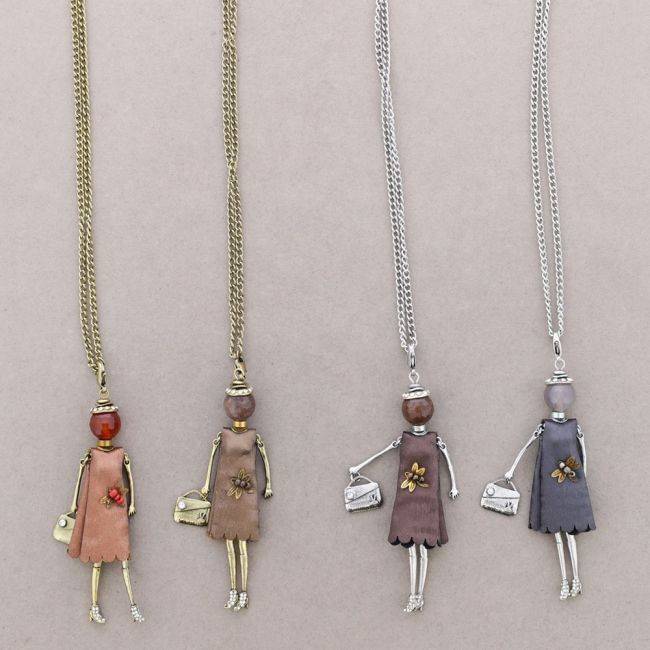 COLLAR LARGO COLG. MUÑECA