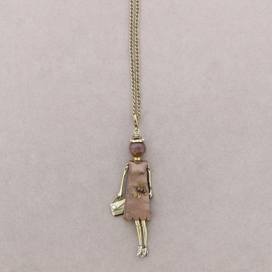 LONG PENDANT NECKLACE DOLL
