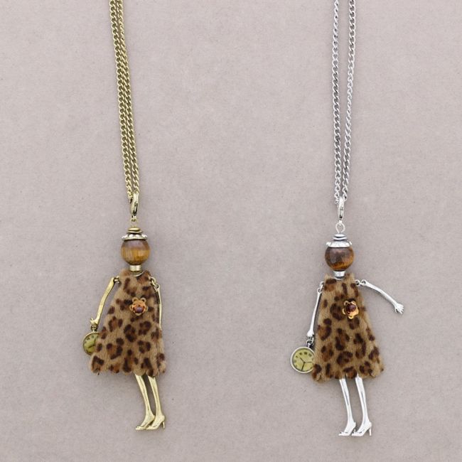 LONG NECKLACE DOLL PENDANT