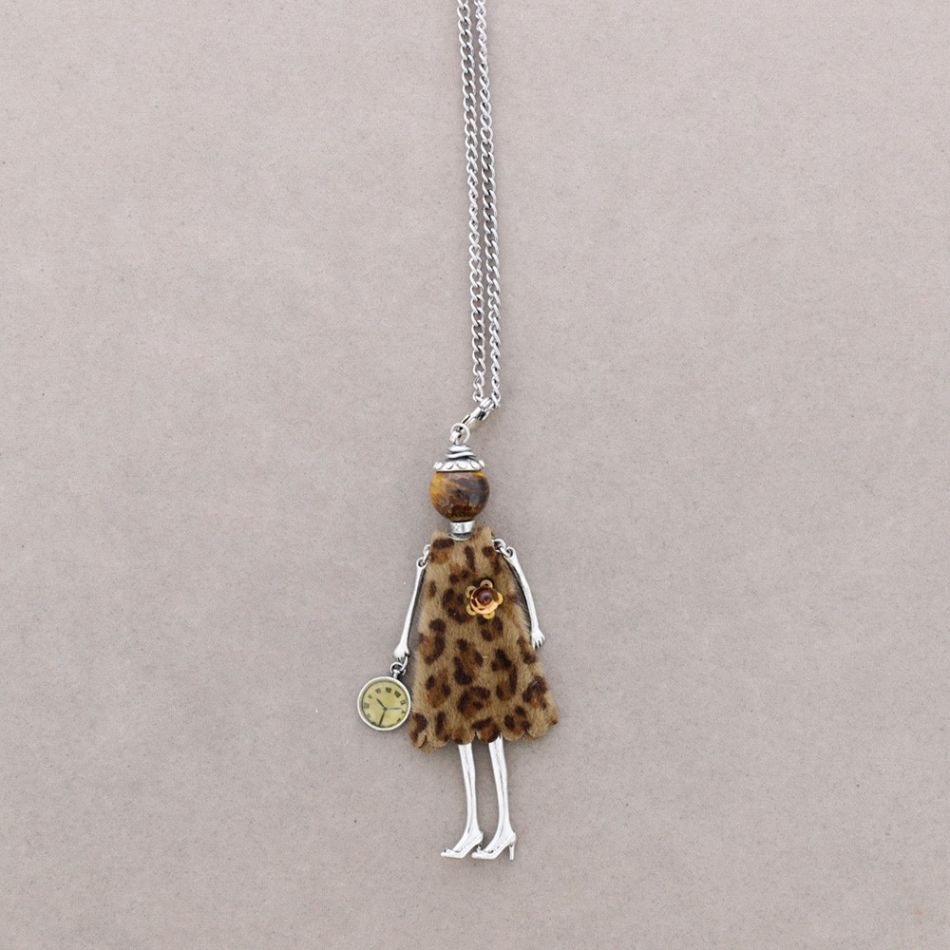 LONG NECKLACE DOLL PENDANT