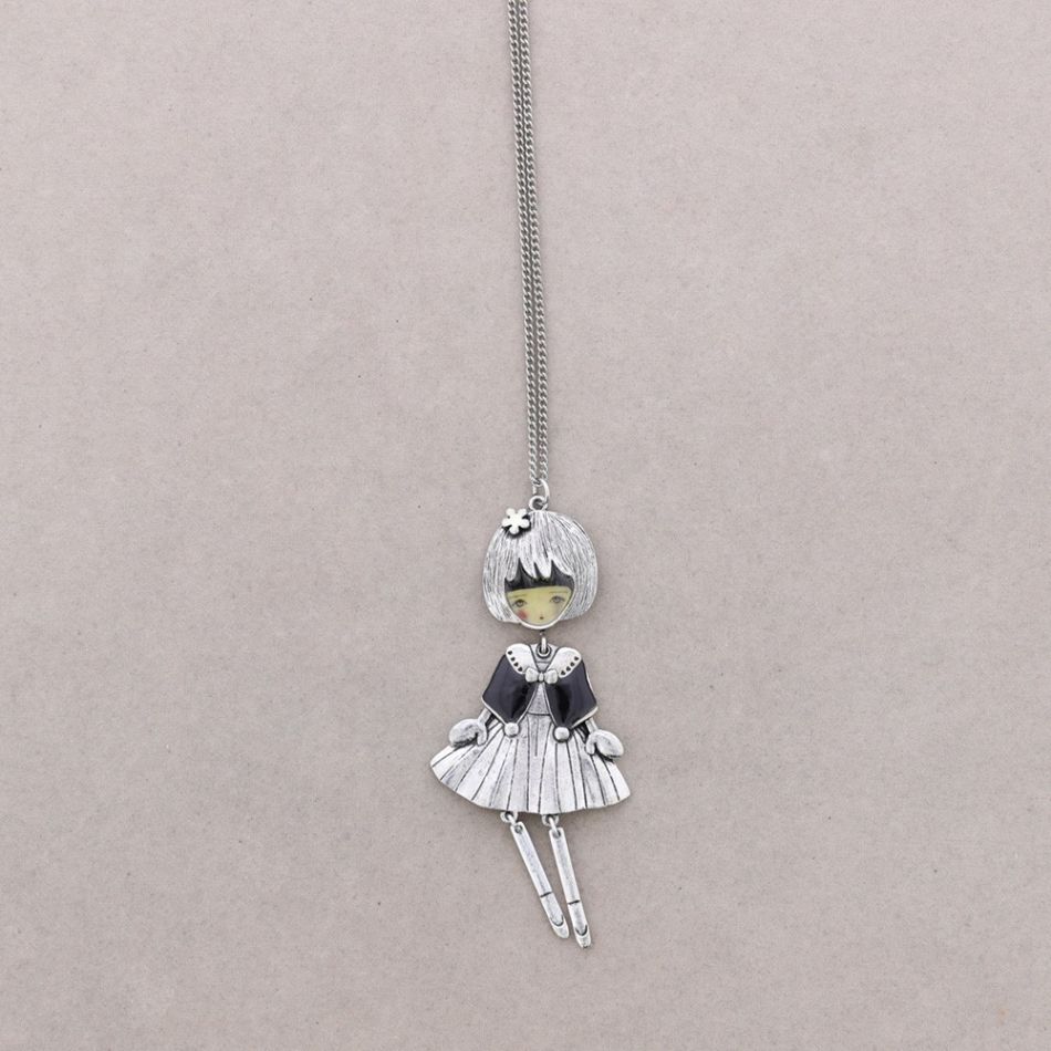 DOLCE BAMBOLINA LONG NECKLACE