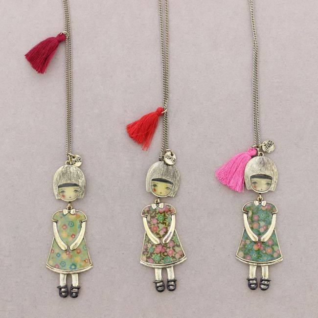 LONG NECKLACE DANCER PENDANT