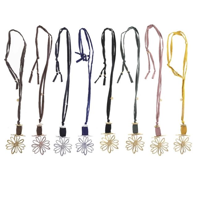 COLLAR LARGO TUBO LAZO COLGANTE FLOR METAL