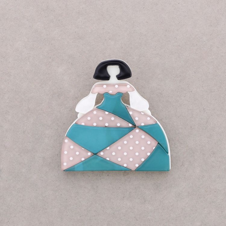 BROCHE MENINA RESINA
