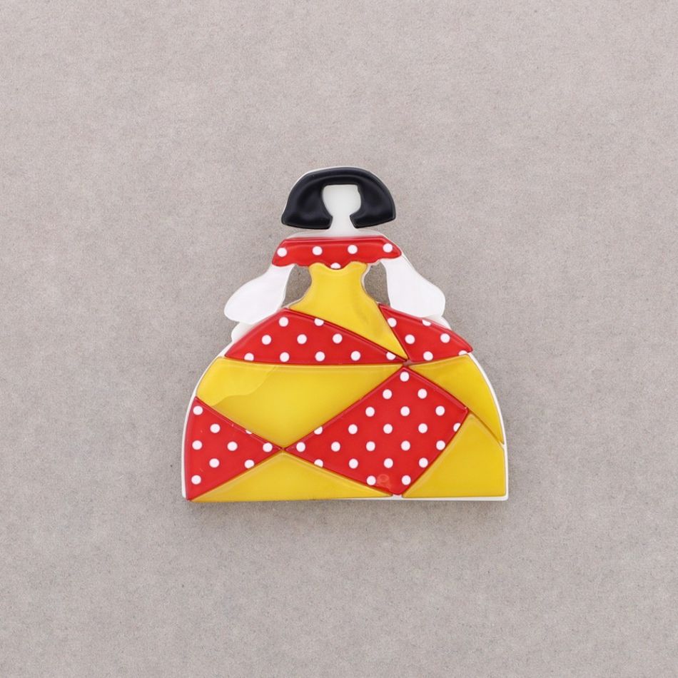 BROCHE MENINA RESINA