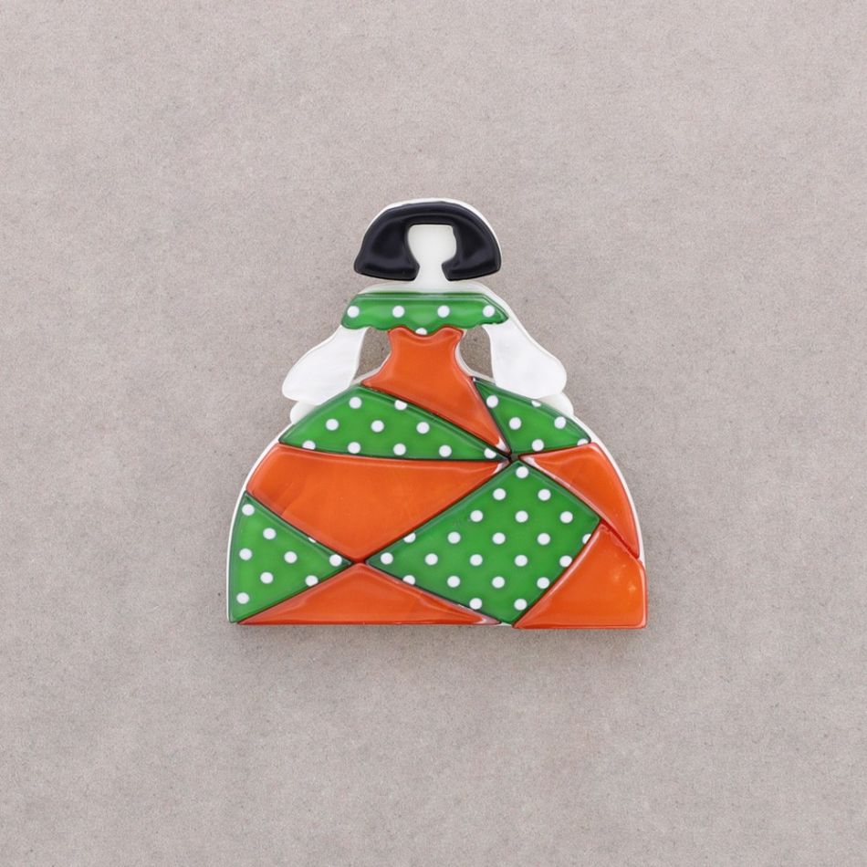 BROCHE MENINA RESINA
