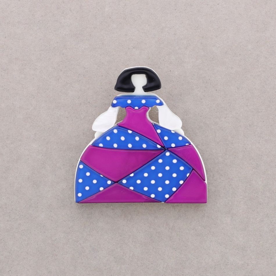 BROCHE MENINA RESINA