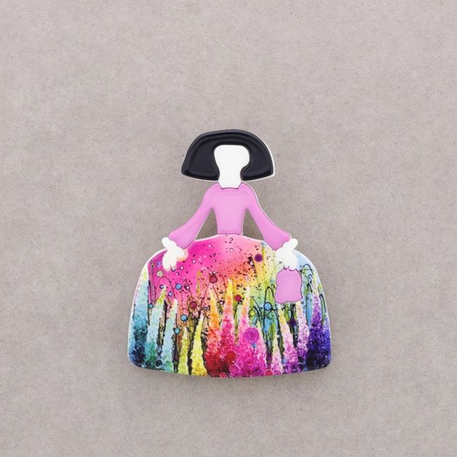 RESIN MENINA BROOCH