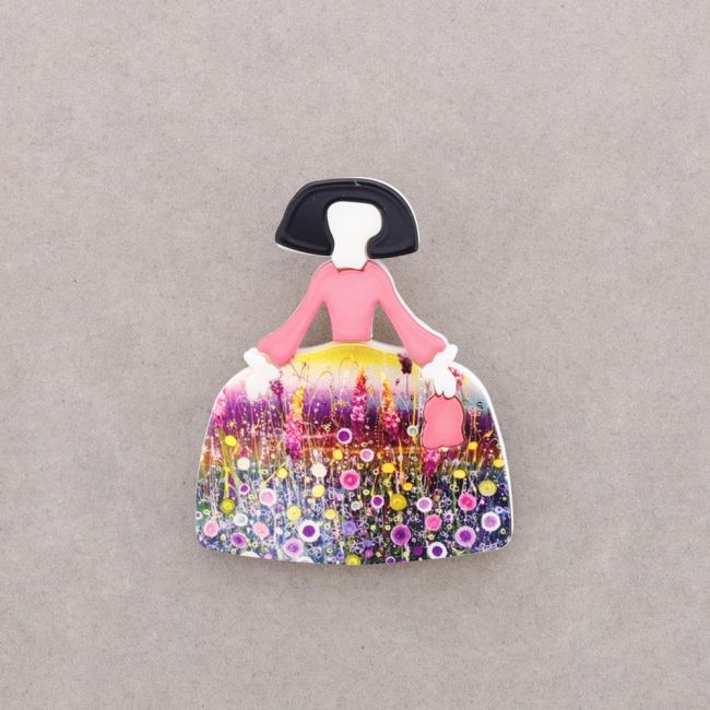 BROCHE MENINA RESINA