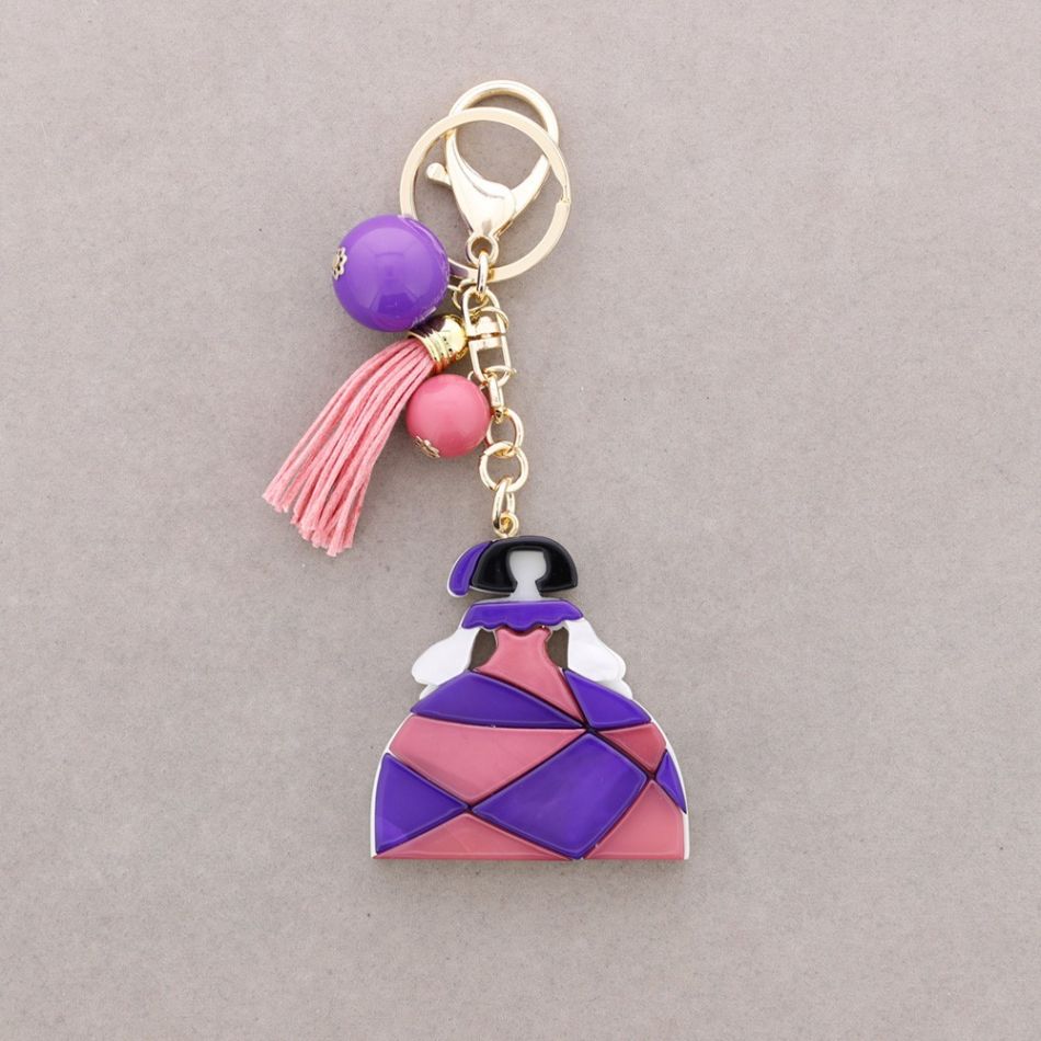 MENINA RESIN KEYCHAIN