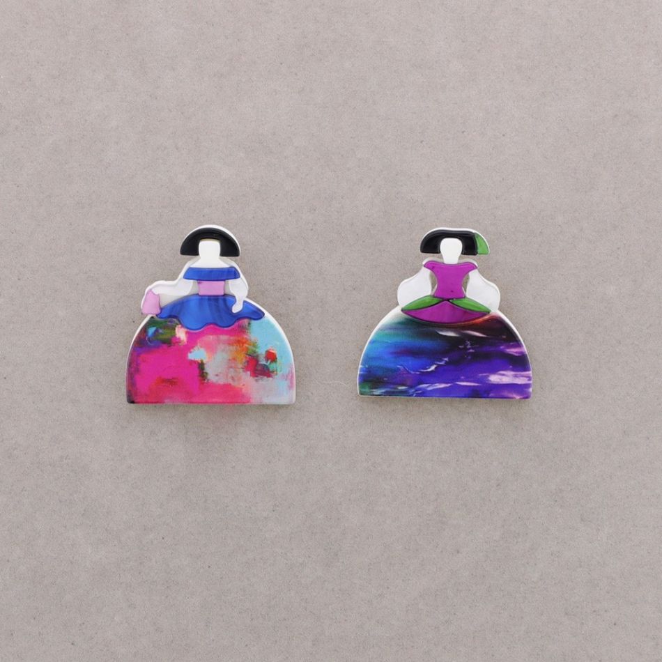 BROCHE SET 2 MENINAS RESINA