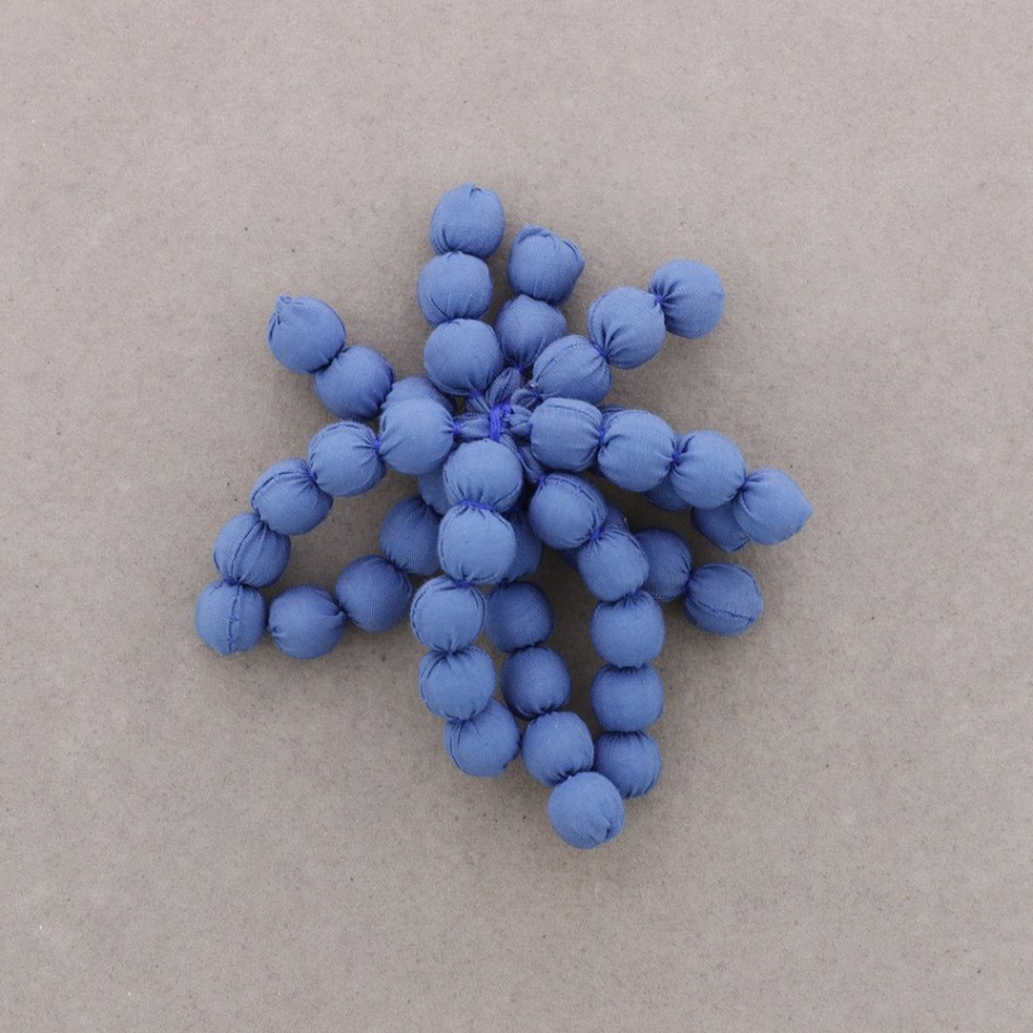 BROCHE FLOR BOLAS REVESTIDAS
