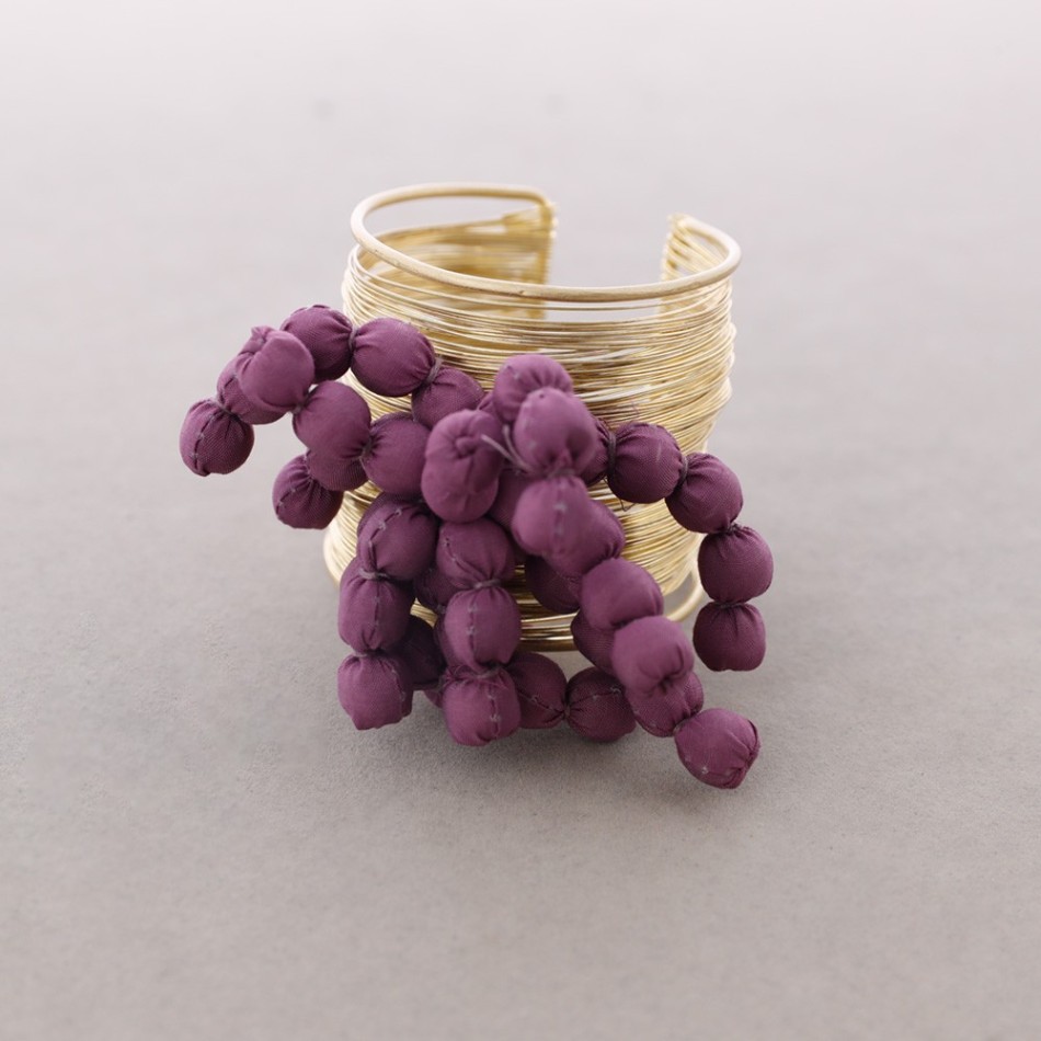 PULSERA METAL FLOR BOLAS REVESTIDAS