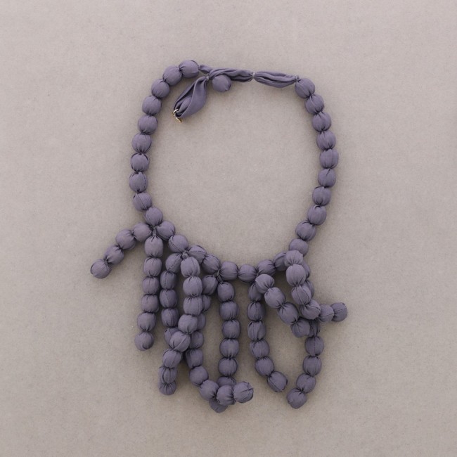 NECKLACE WITH COATED BALLS PENDANTS