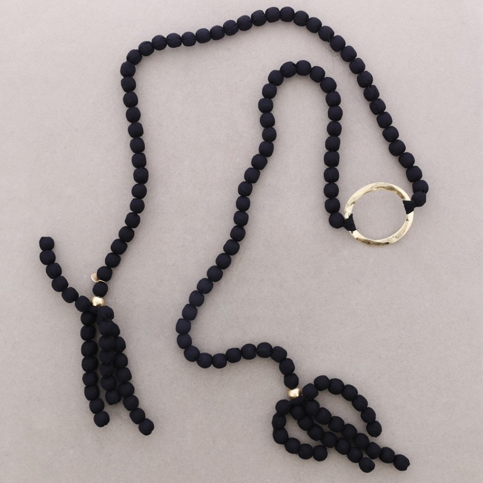 COLLAR LARGO BOLAS REVESTIDAS ANILLA METAL