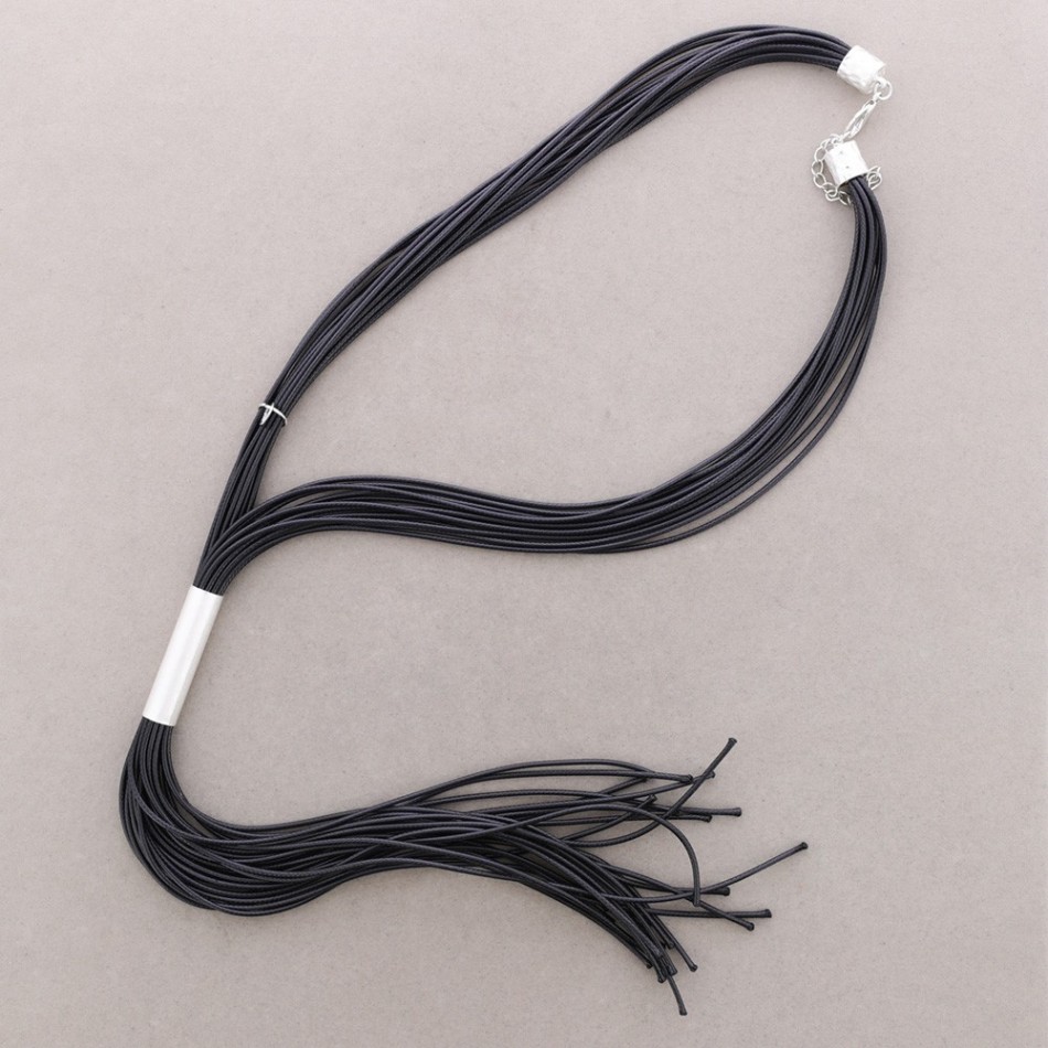 COLLAR CUERO AJUSTABLE CUENTAS METAL