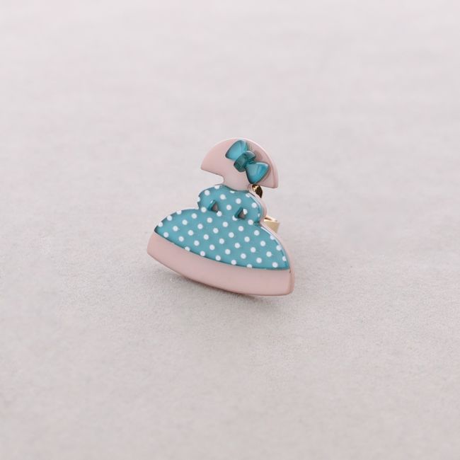 GIRL RESIN RING