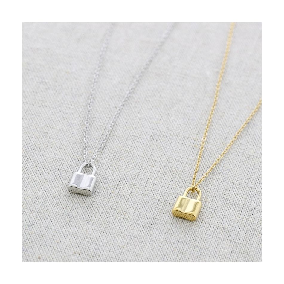 STEEL PADLOCK PENDANT SHORT NECKLACE