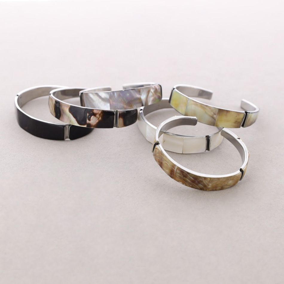 NACRE BRACELET