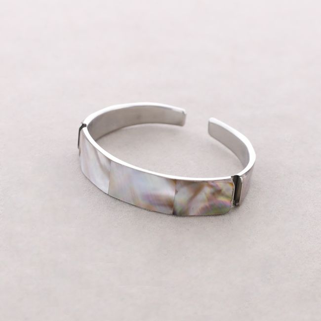 NACRE BRACELET