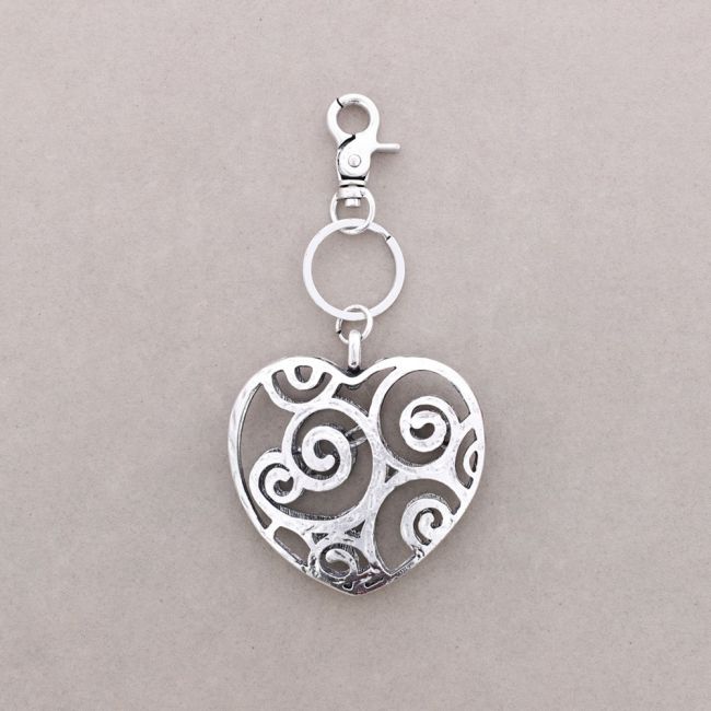 FILIGREE HEART KEYCHAIN