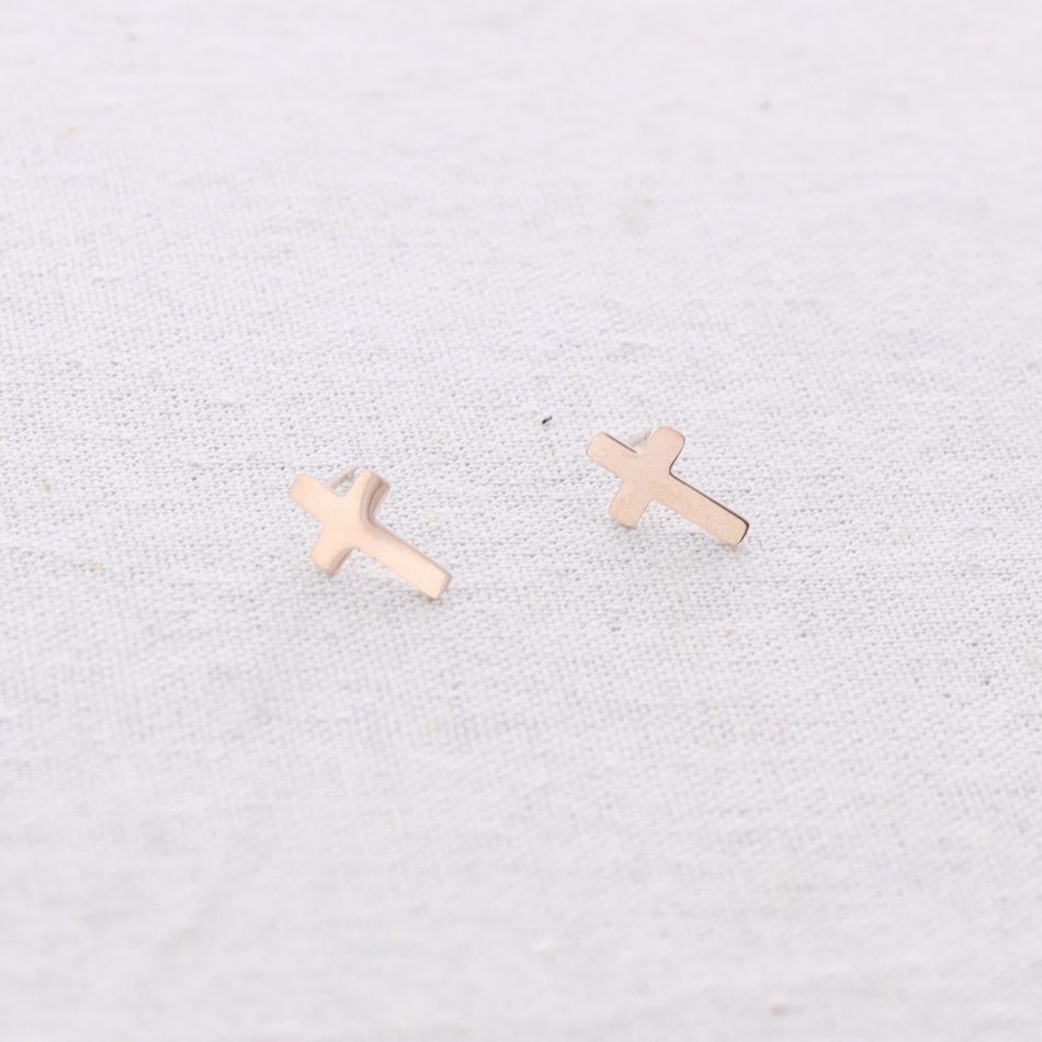 PENDIENTES CRUZ ACERO