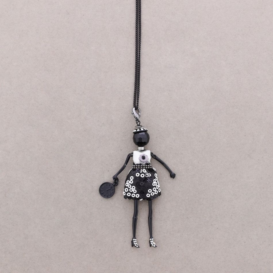 LONG PENDANT NECKLACE DOLL