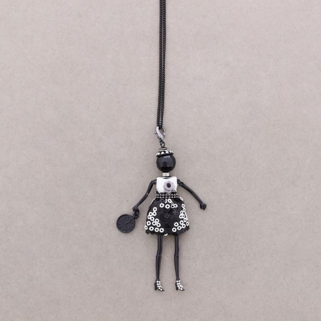 LONG PENDANT NECKLACE DOLL
