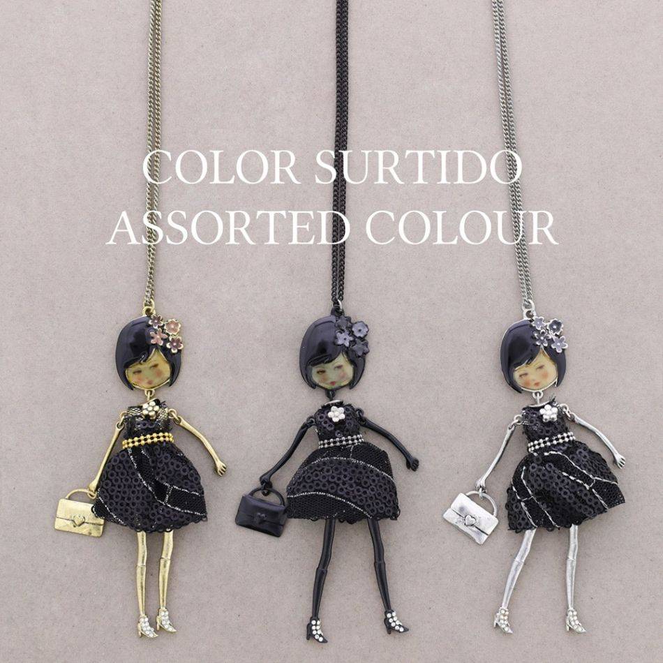 COLLAR LARGO COLG. MUÑECA CARINA
