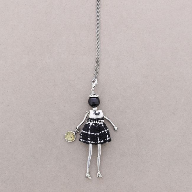 LONG PENDANT NECKLACE DOLL