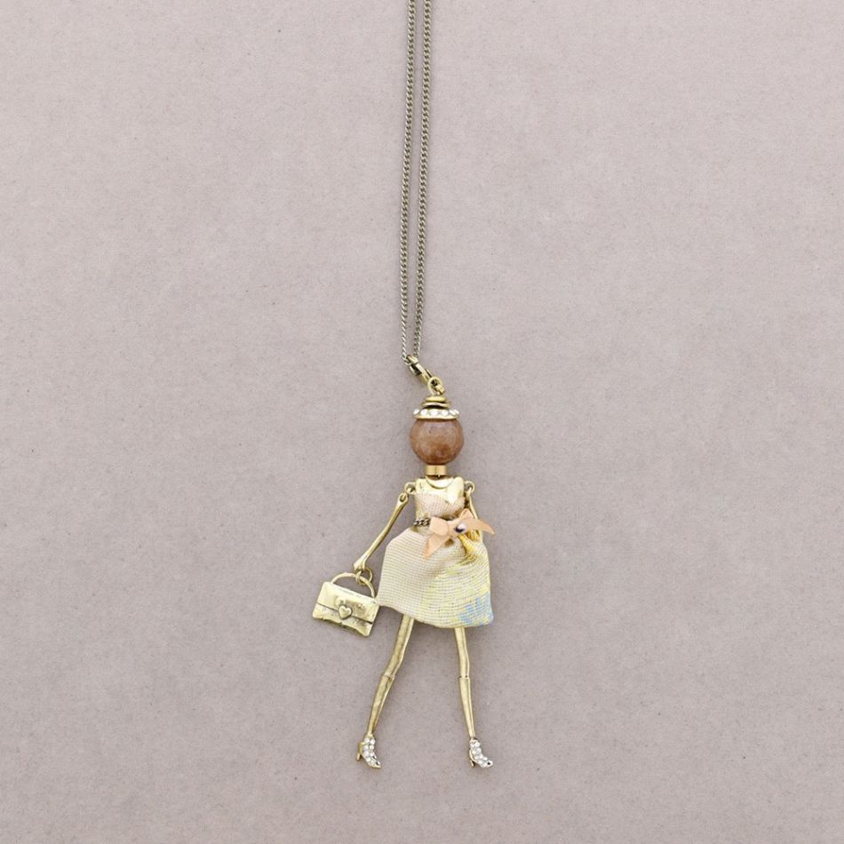 LONG PENDANT NECKLACE DOLL