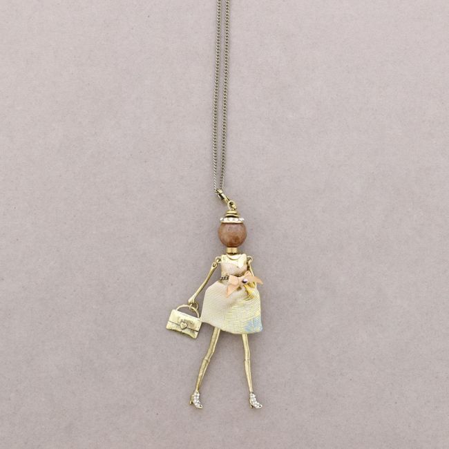 LONG PENDANT NECKLACE DOLL