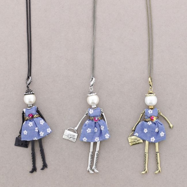 LONG PENDANT NECKLACE DOLL