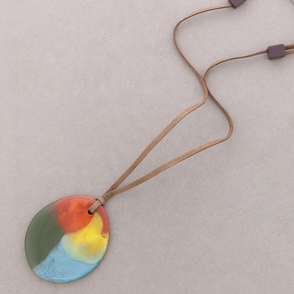 Long resin medallion pendant necklace