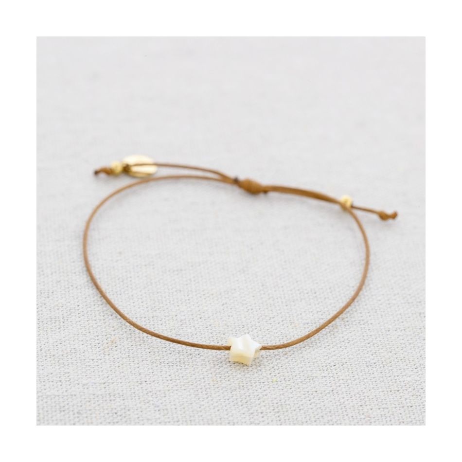 STEEL MACRAMÉ BRACELET WITH NACRE STAR