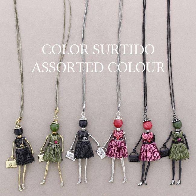 LONG PENDANT NECKLACE DOLL