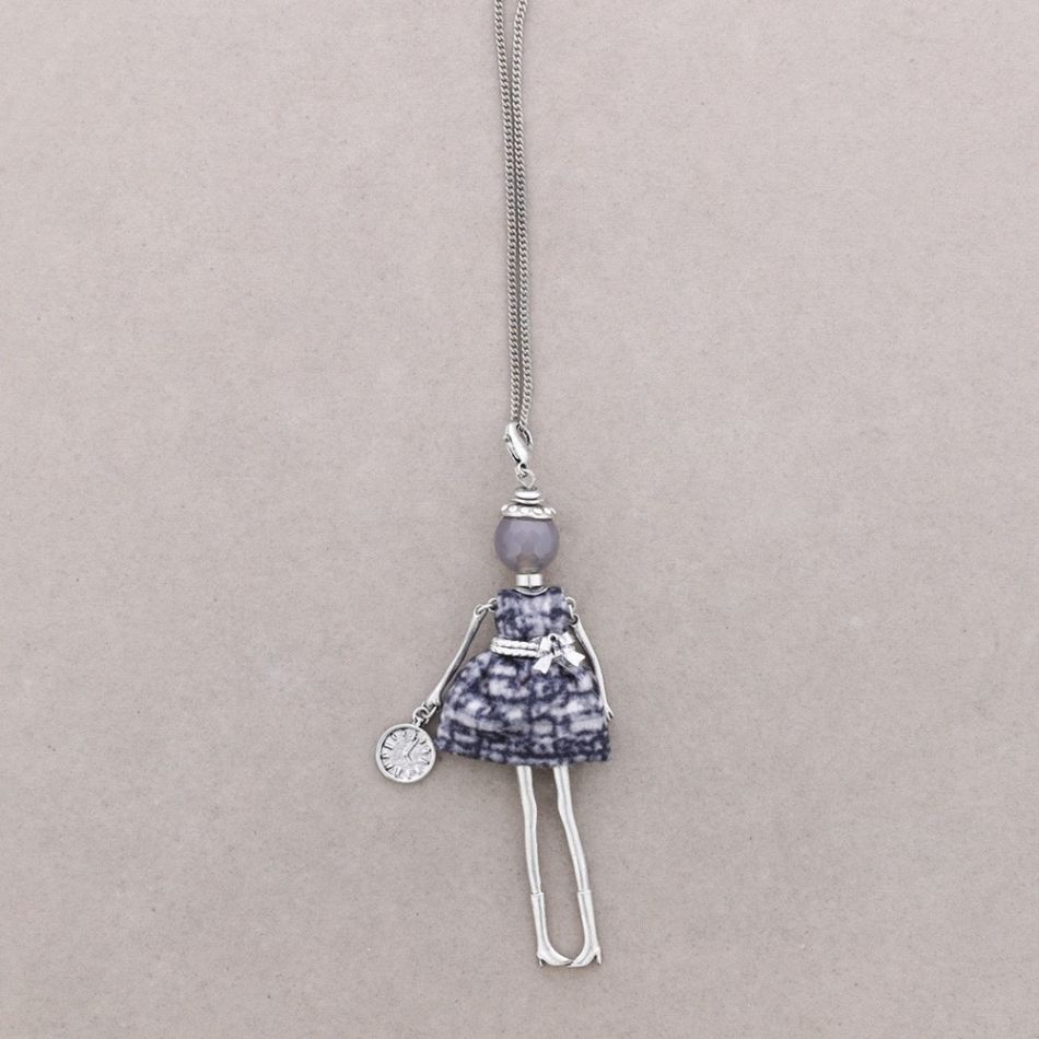 LONG PENDANT NECKLACE DOLL