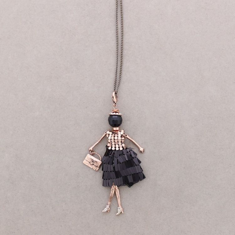 LONG PENDANT NECKLACE DOLL