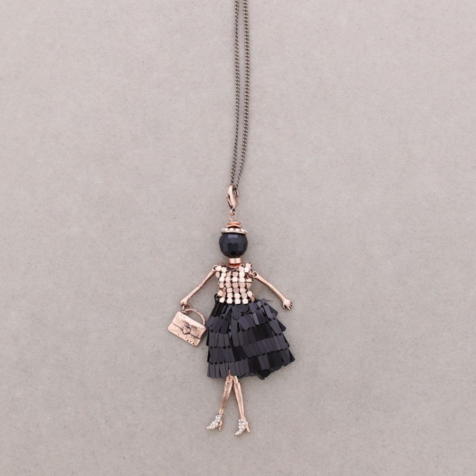 LONG PENDANT NECKLACE DOLL