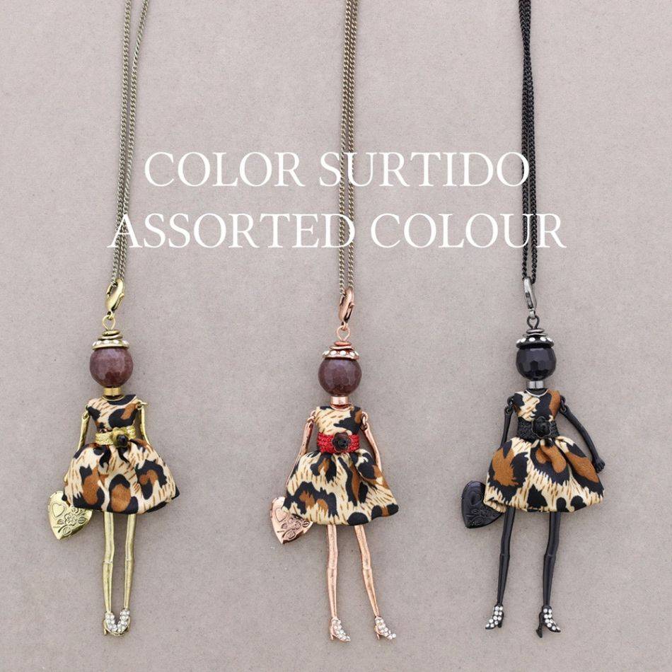 LONG PENDANT NECKLACE DOLL