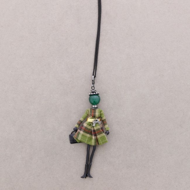 LONG PENDANT NECKLACE DOLL