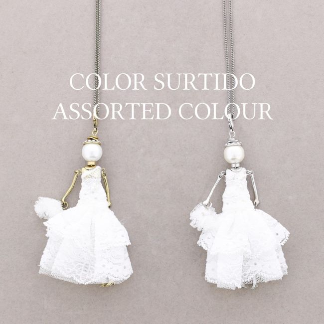 LONG PENDANT NECKLACE DOLL