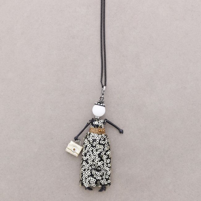 LONG PENDANT NECKLACE DOLL