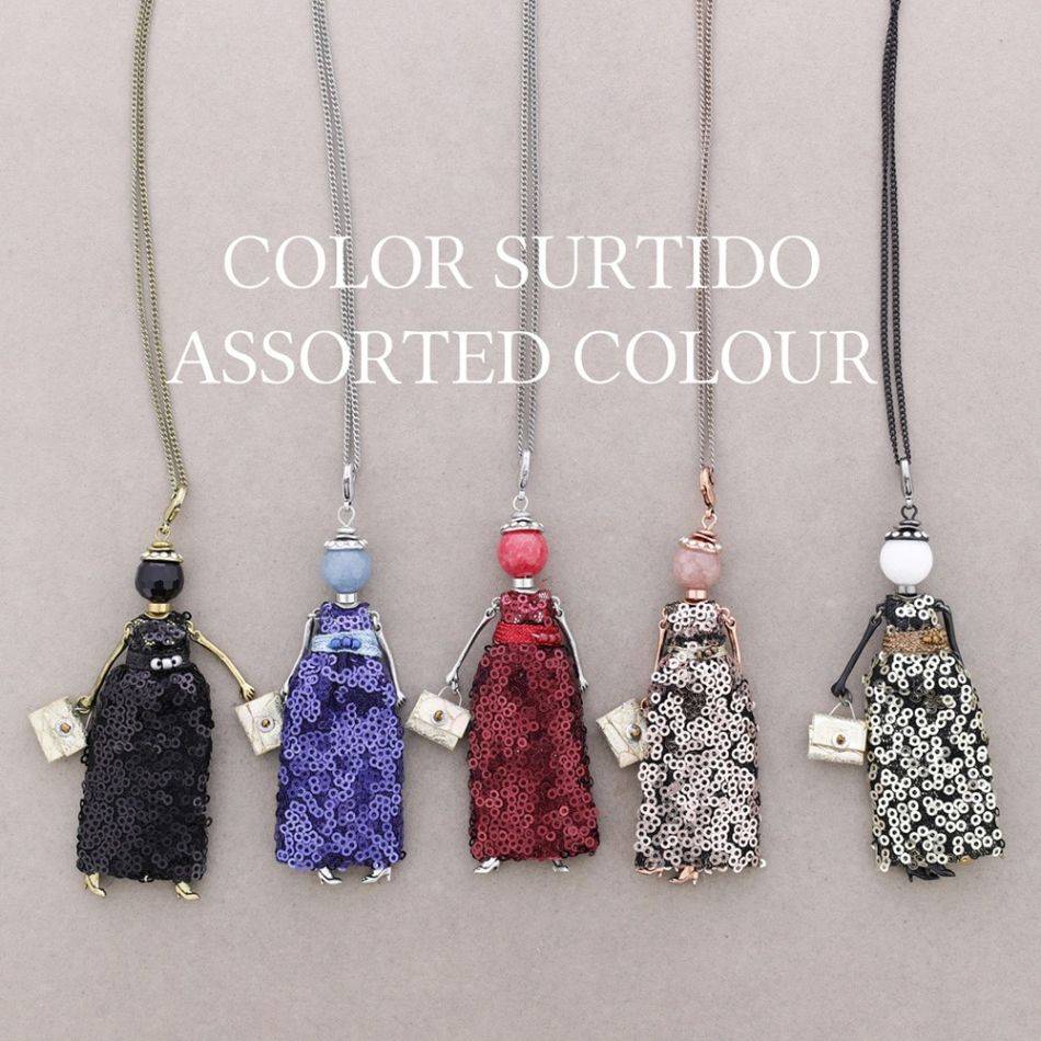 LONG PENDANT NECKLACE DOLL