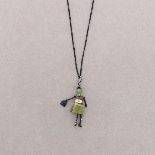 PENDANT SHORT NECKLACE DOLL